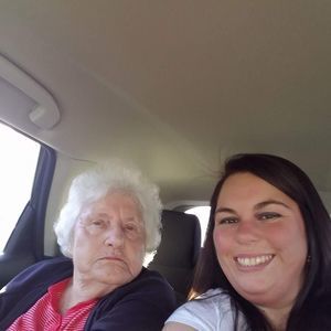 Meet your Posher, Kelly